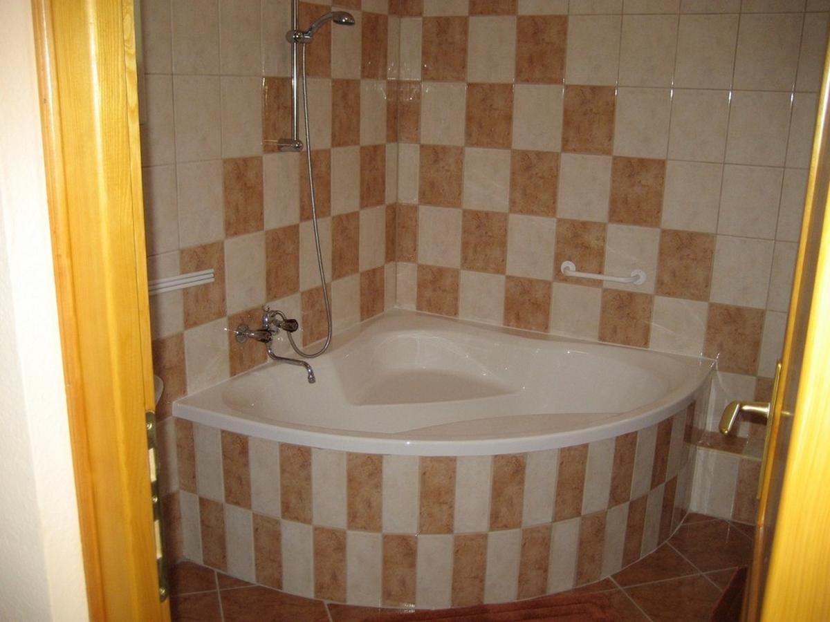 Lala Apartmanok Balatonboglár Esterno foto