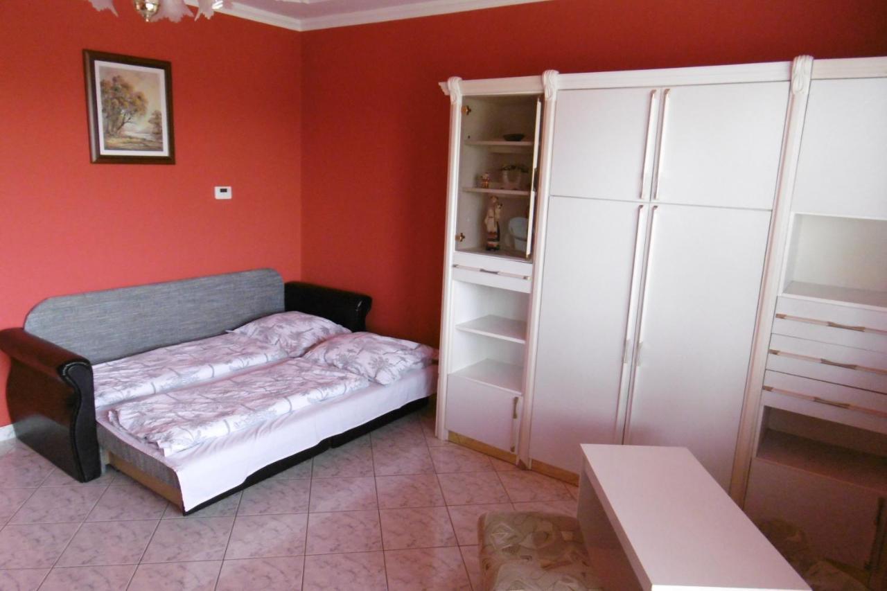 Lala Apartmanok Balatonboglár Esterno foto