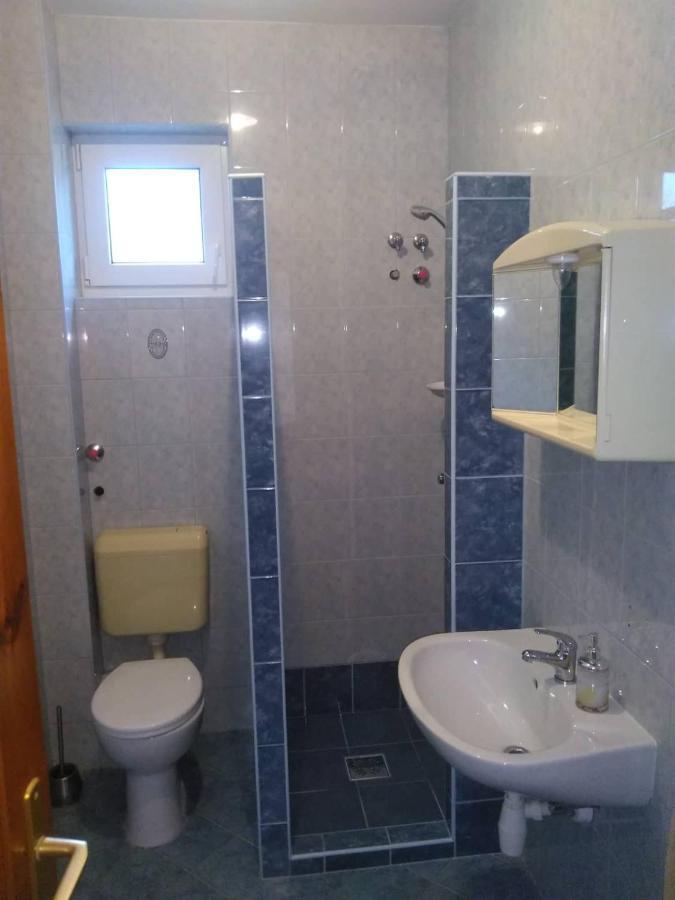 Lala Apartmanok Balatonboglár Esterno foto