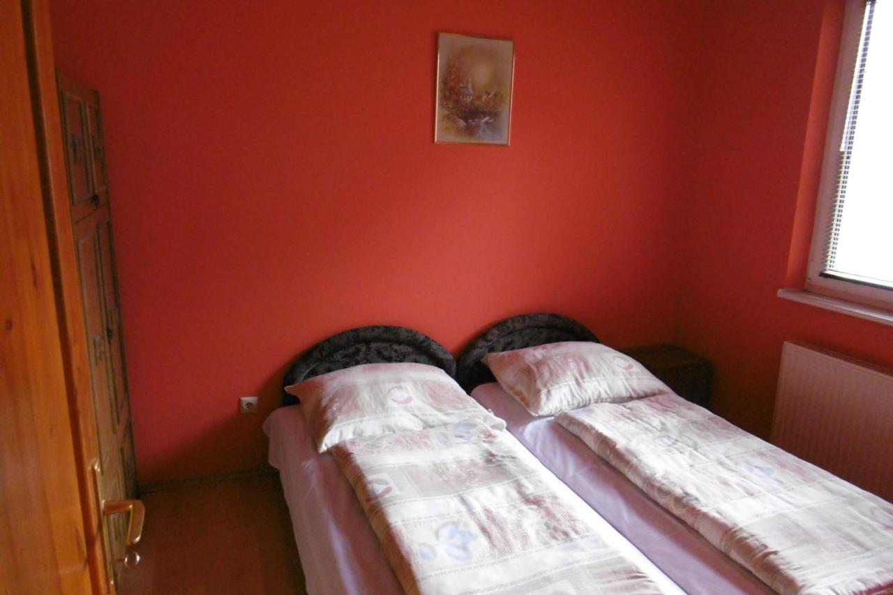Lala Apartmanok Balatonboglár Esterno foto